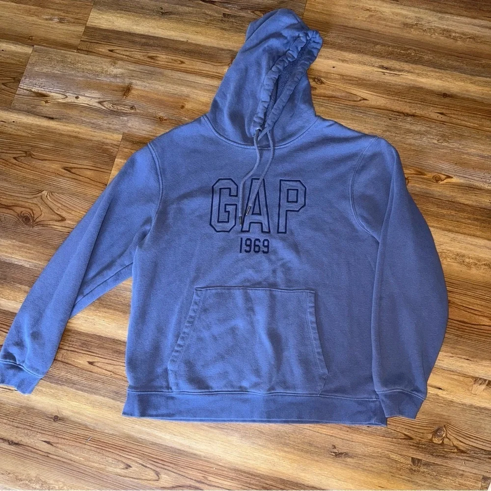 GAP Men's Hoodie in Classic Blue Size M
